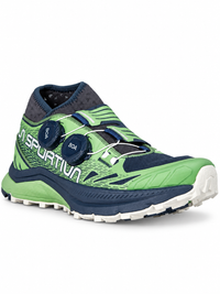 W's shoes